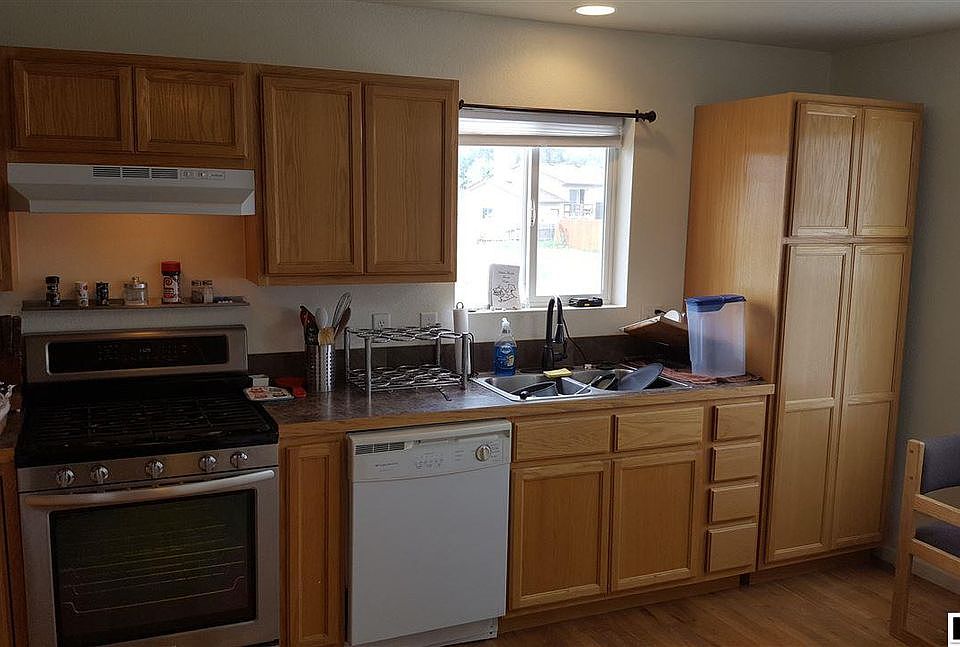 2nd image of 6440 Blue Springs Rd