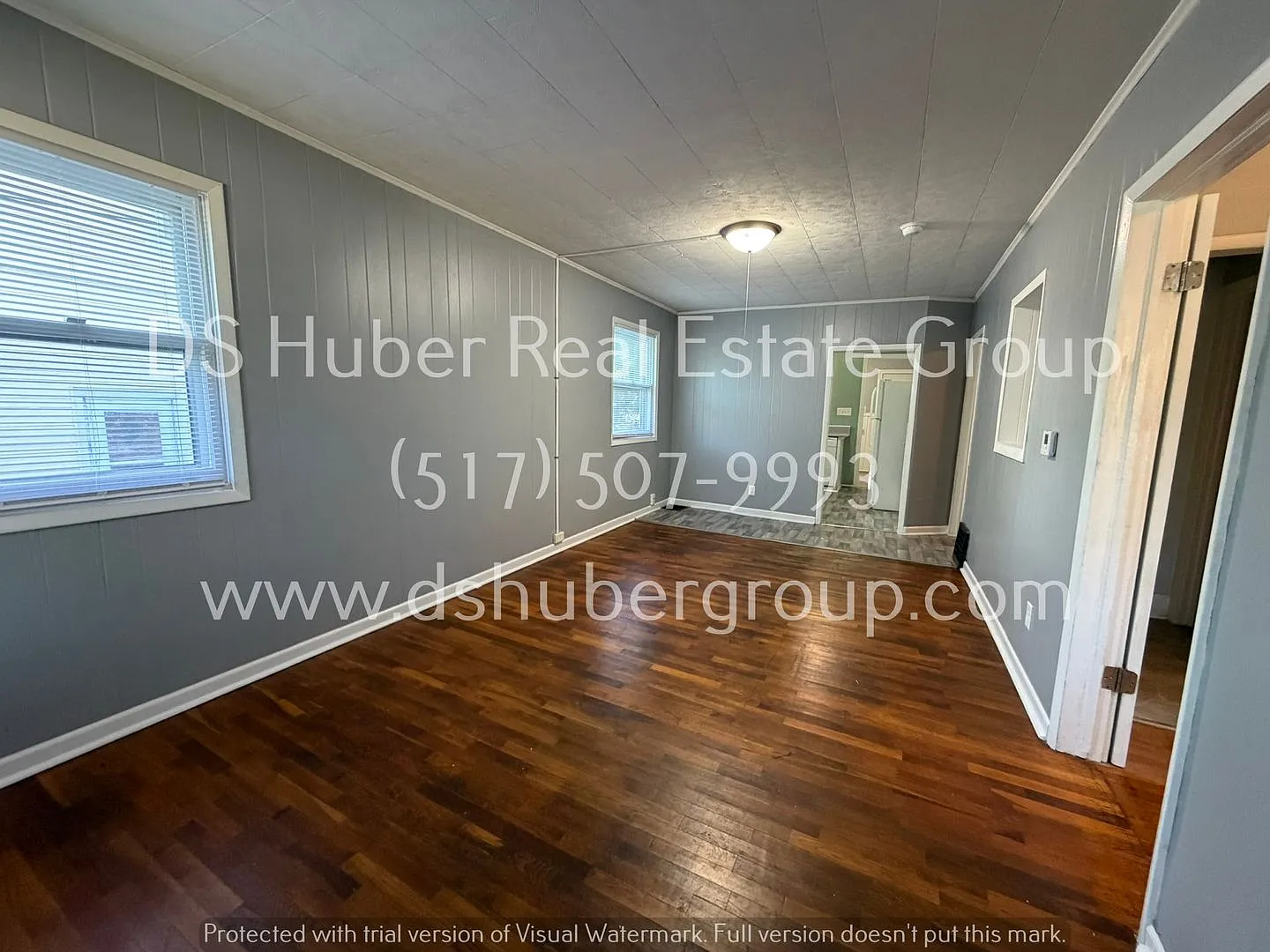 619 Cooper Ave Lansing, MI 48910 — Photo 2
