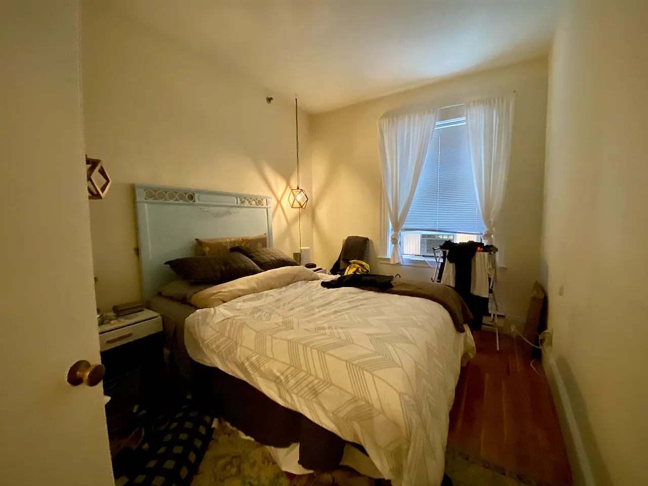 1 bed, 550 sqft, $3,200 — Photo 4