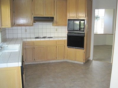 4th image of 410 Bremerton Ct
