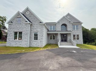 2 Joye Ln, Monmouth Junction, NJ 08852