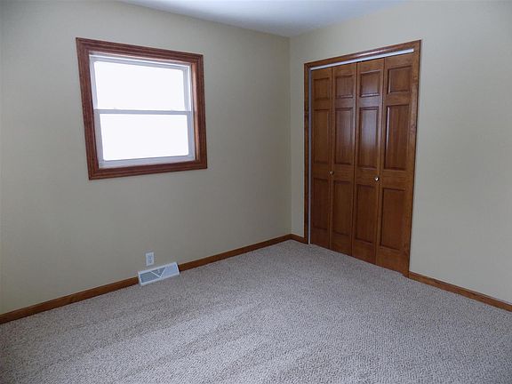 5th image of 316 Bank St