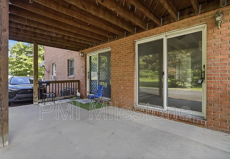 131 Biser St #2 — Photo 22
