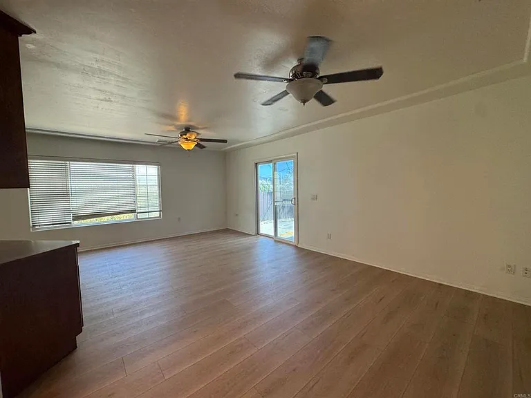 9112 Pinzolo Point — Photo 12