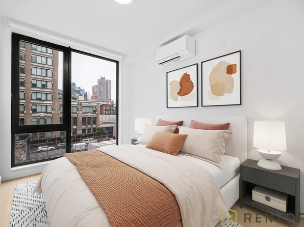 555 West 45th Street image 6 of 22