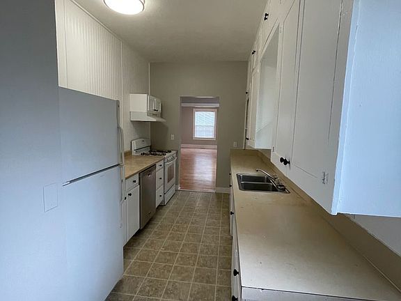 4th image of 1237 Grant St