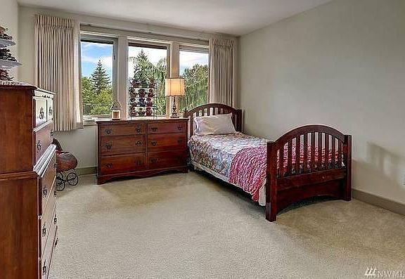 3rd image of 5565 NE 87th St
