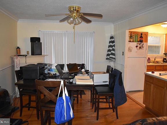 3rd image of 7511 Healy Pl