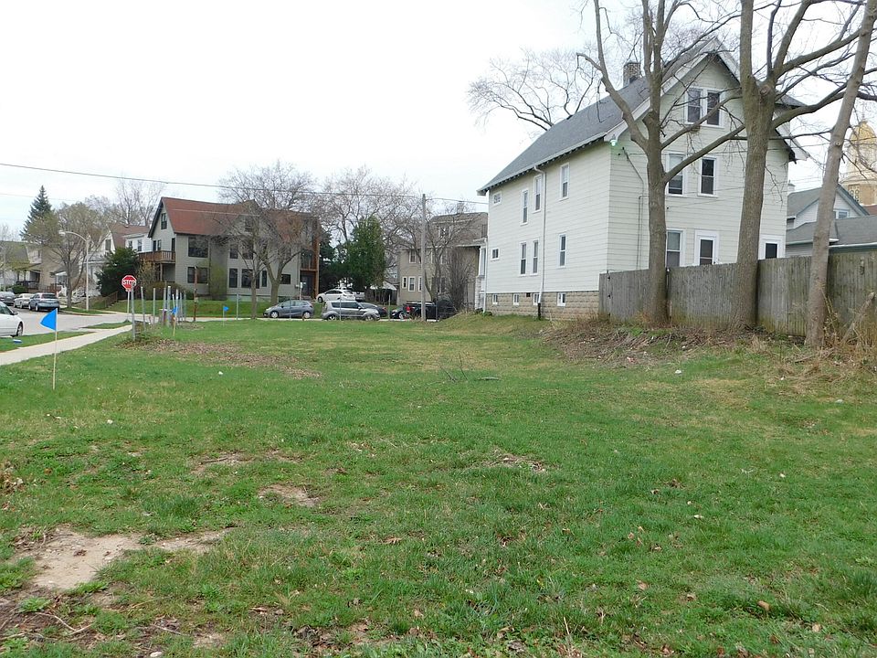 1st image of 921-925 E Potter Ave