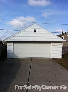 2nd image of 161 Bacon St