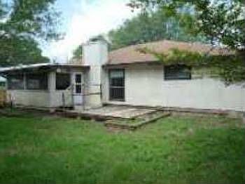 2nd image of 1711 Brokenshoe Dr