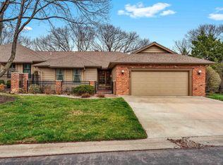 2318 SW Mayfair Pl, Topeka, KS 66611