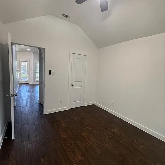 310 Millstone Dr — Photo 4