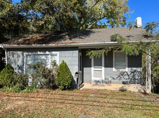 210 E Trade St, Dallas, NC 28034