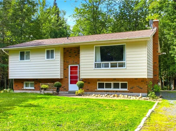 2 Marine Dr, Blind River, ON P0R 1B0