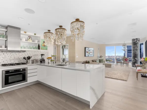 77 Hudson Street image 12 of 35