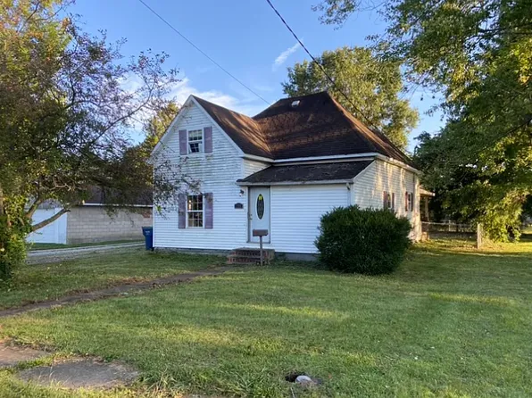 708 W Jones St, West Frankfort, IL 62896