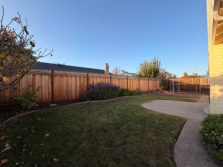 5929 Mabie Ct — Photo 25