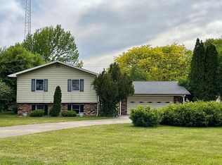 309 Eastern Star Dr, Middlebury, IN 46540
