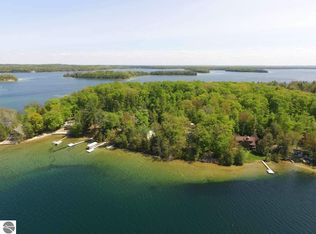 2958 Crescent Shores Dr, Traverse City, MI 49685