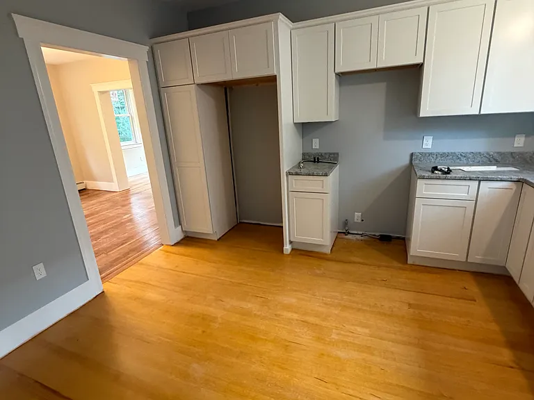 63 Pine Tree Ter — Photo 10