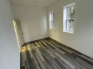 26 S 10th St, Reading, PA 19602