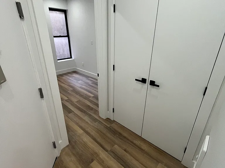 234 E 106th St #4A — Photo 9