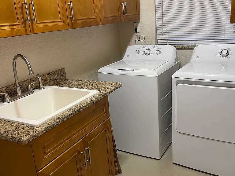 8808 W Broad St — Photo 16