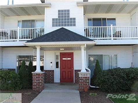 1st image of 516 Carom Cir #32
