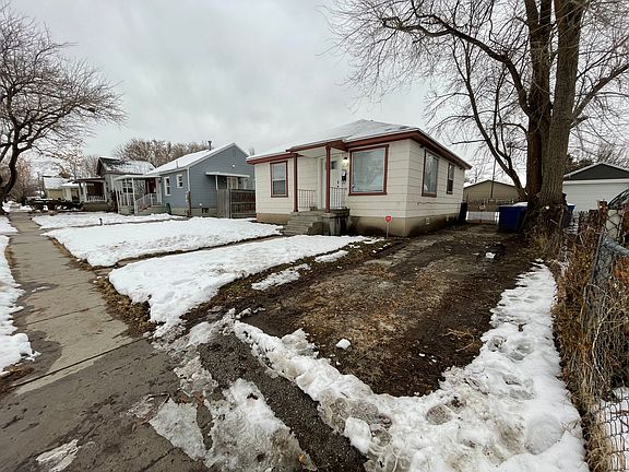 2nd image of 336 E Sherman Ave