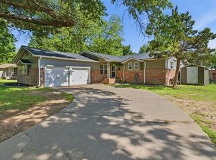 2014 Harvard Ave, Miami, OK 74354