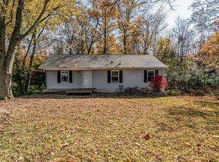 5916 Greenview Rd, Florence, KY 41042