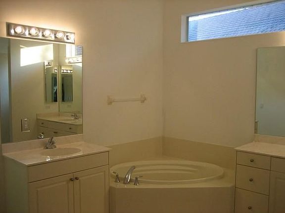 5th image of 28200 L Burton Fletcher Ct