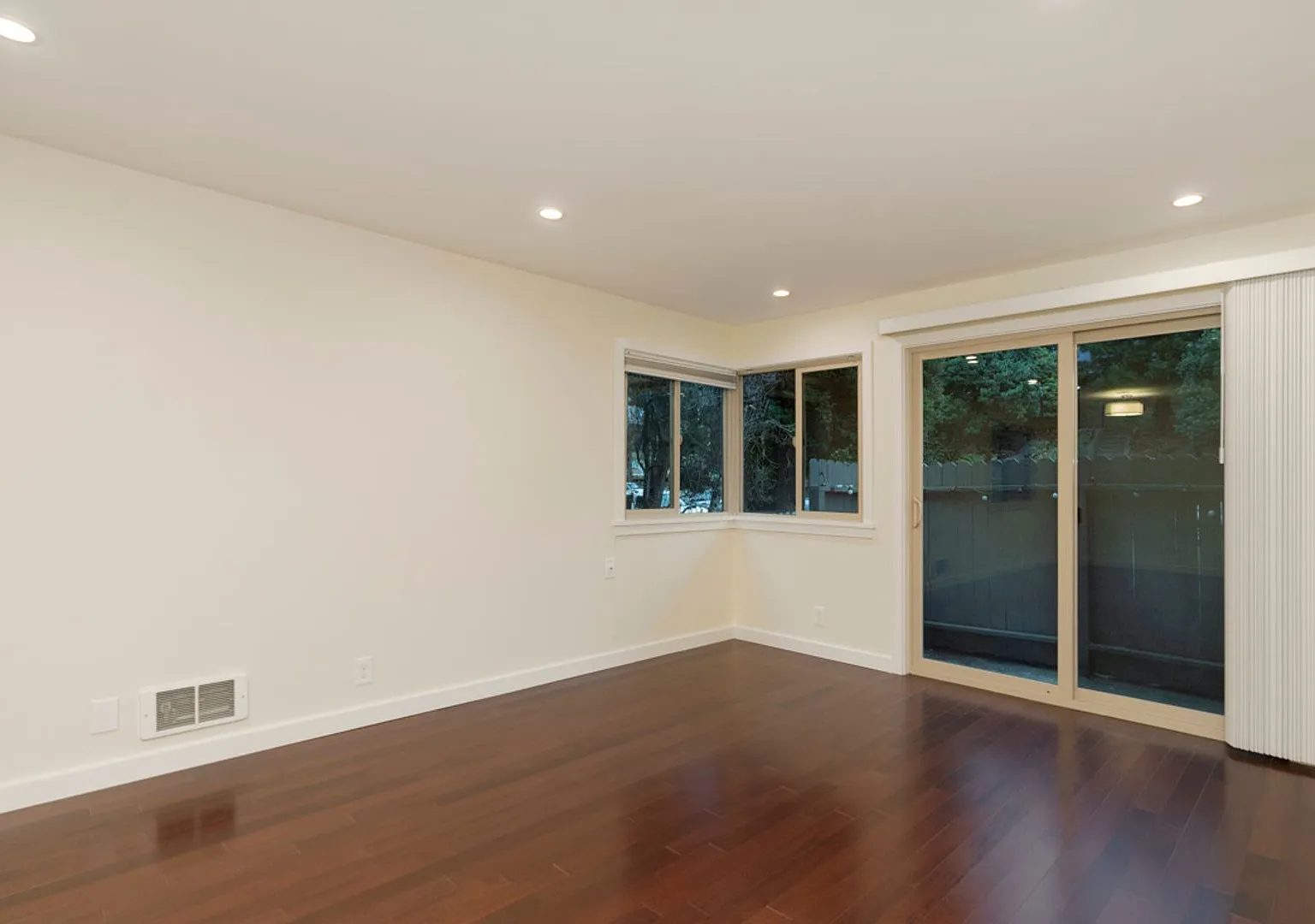 West Etruria Apartments — Photo 4