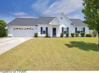 119 Fading Trail Ln, Raeford, NC 28376