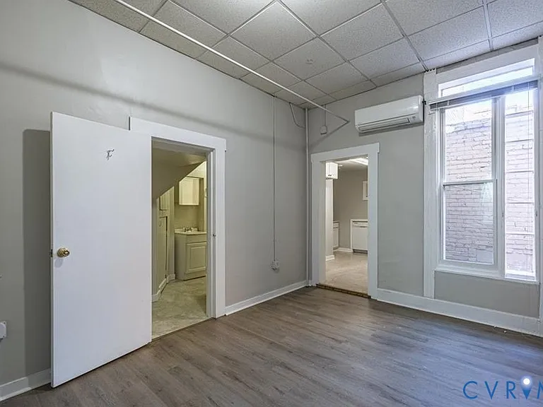 102 N Lombardy St #1 — Photo 3