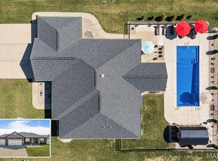 9658 Quapaw Ct, Mascoutah, IL 62258