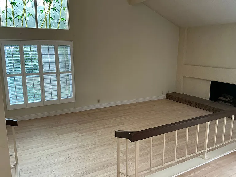 1920 Alto Ln — Photo 17