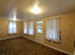 672 Piketown Rd, Harrisburg, PA 17112