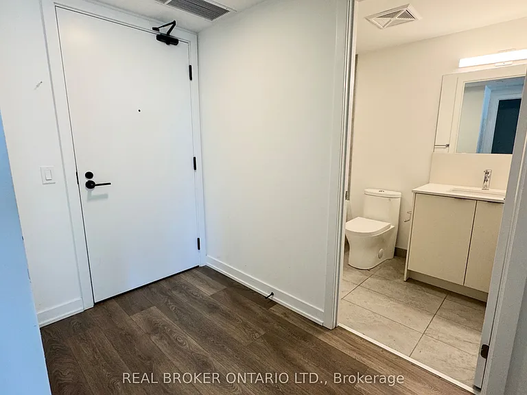 1604 Charles St #416-B — Photo 2