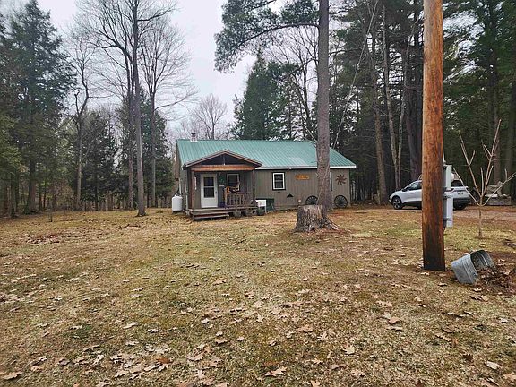 2nd image of 59 Haggart Rd