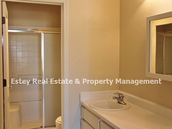 5th image of 1201 Glen Cove Pkwy APT 110