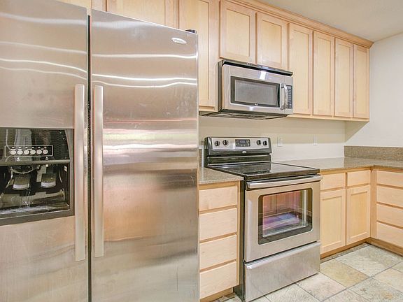 2nd image of 4704 E Paradise Village Pkwy #140