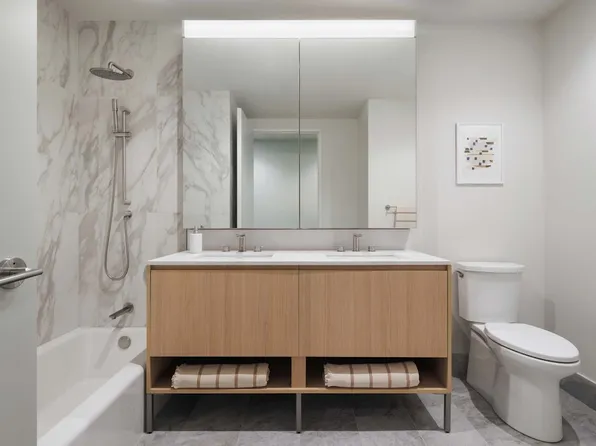 430 Main Street image 4 of 15