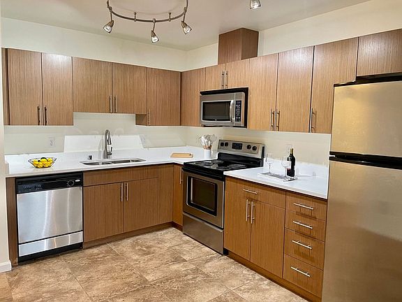 5th image of 222 Queen Anne Ave N #503