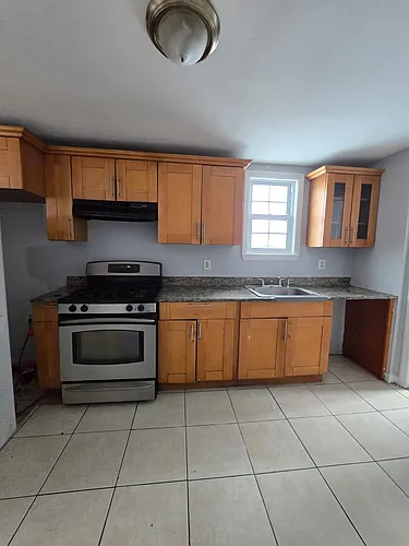 122 Marshall St #2A Photo 1