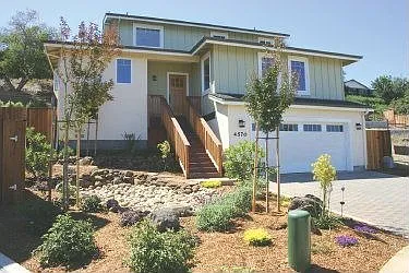 4570 Dawn Ln photo 1