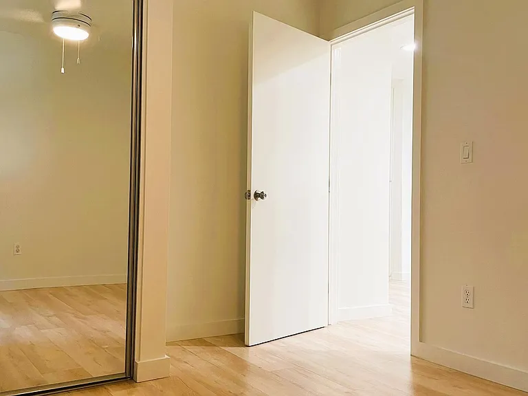 368 N Avenue 57 #7 — Photo 11