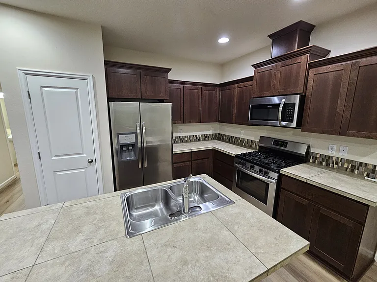 5743 Karen Lynn Loop S — Photo 6