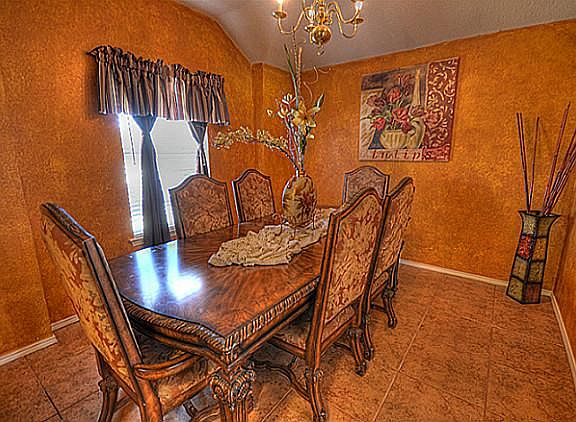 3rd image of 307 Cobblestone Dr